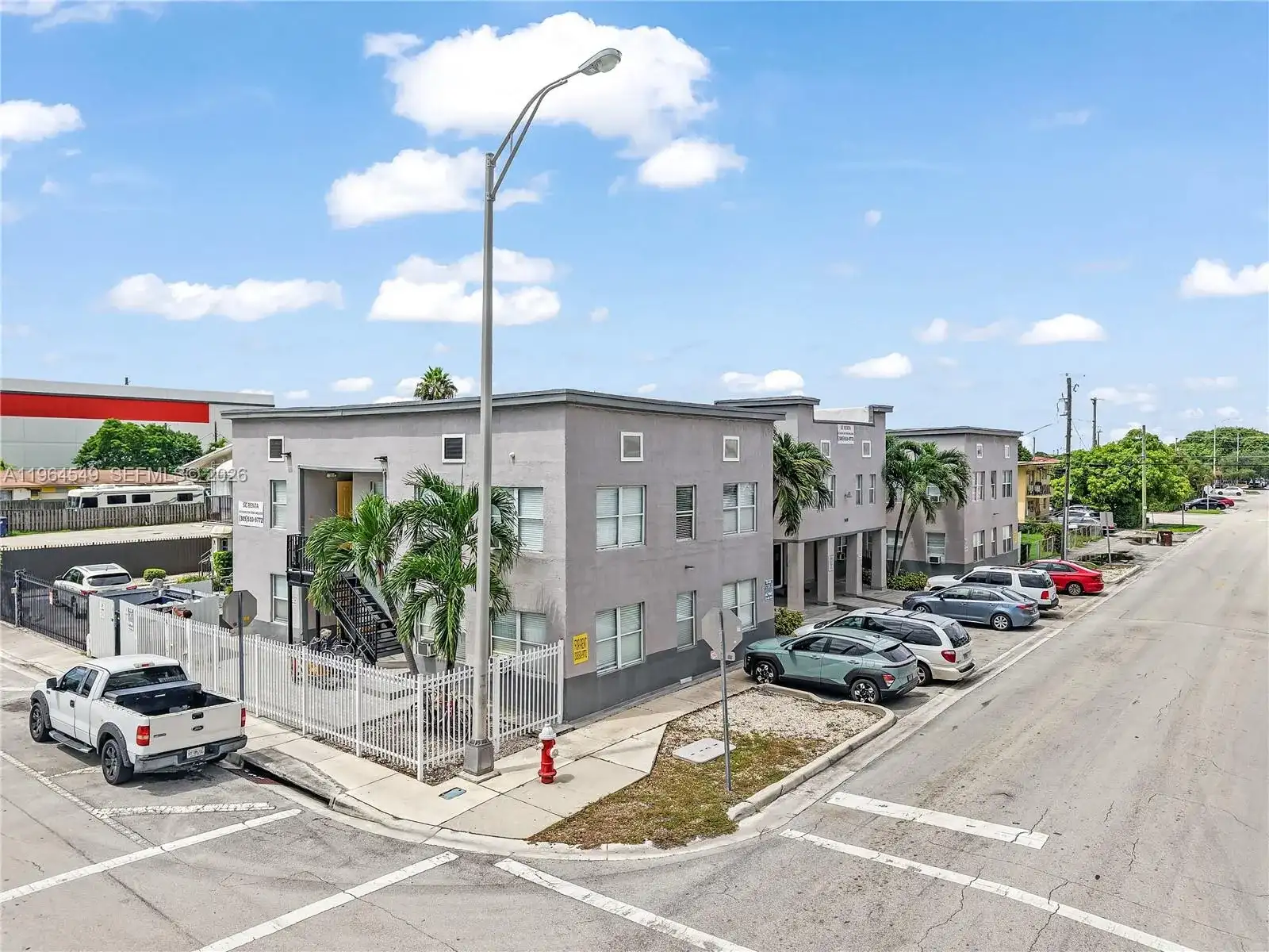 508 W 1st Ave, Hialeah FL 33010 photo 3