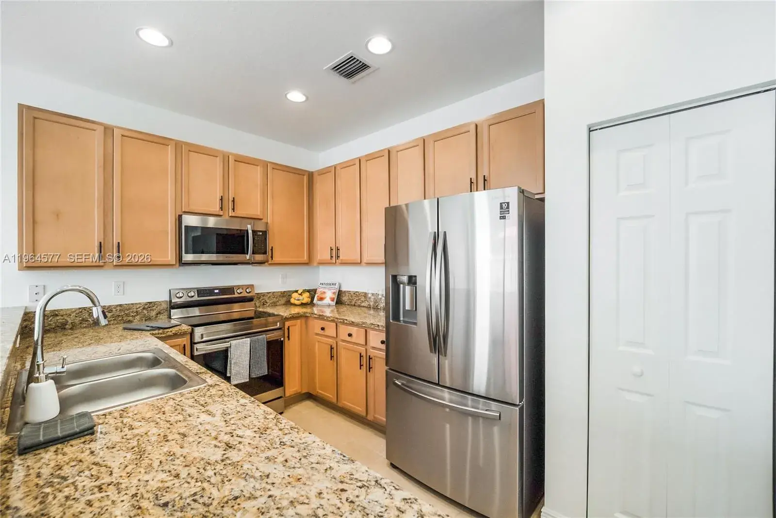 1302 SW 147th Ter, Pembroke Pines FL 33027