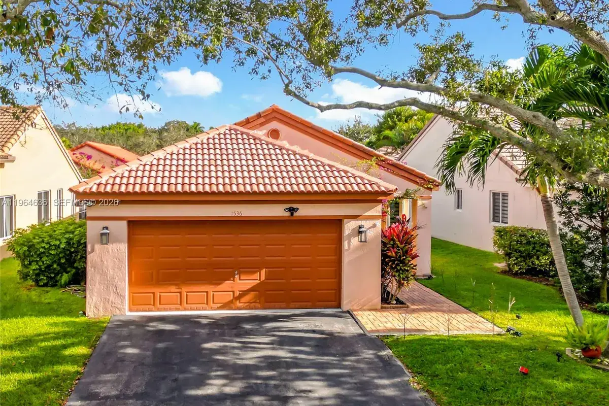 1536 Presidio Dr, Weston FL 33327