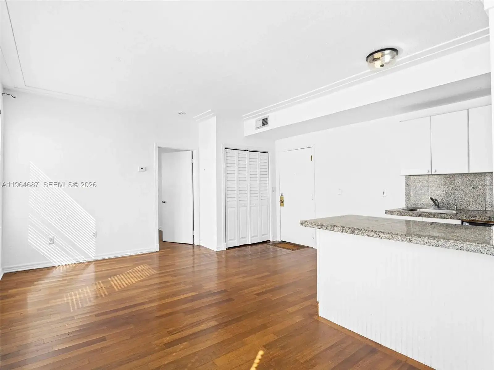 1027 Pennsylvania Ave # 206, Miami Beach FL 33139 photo 4