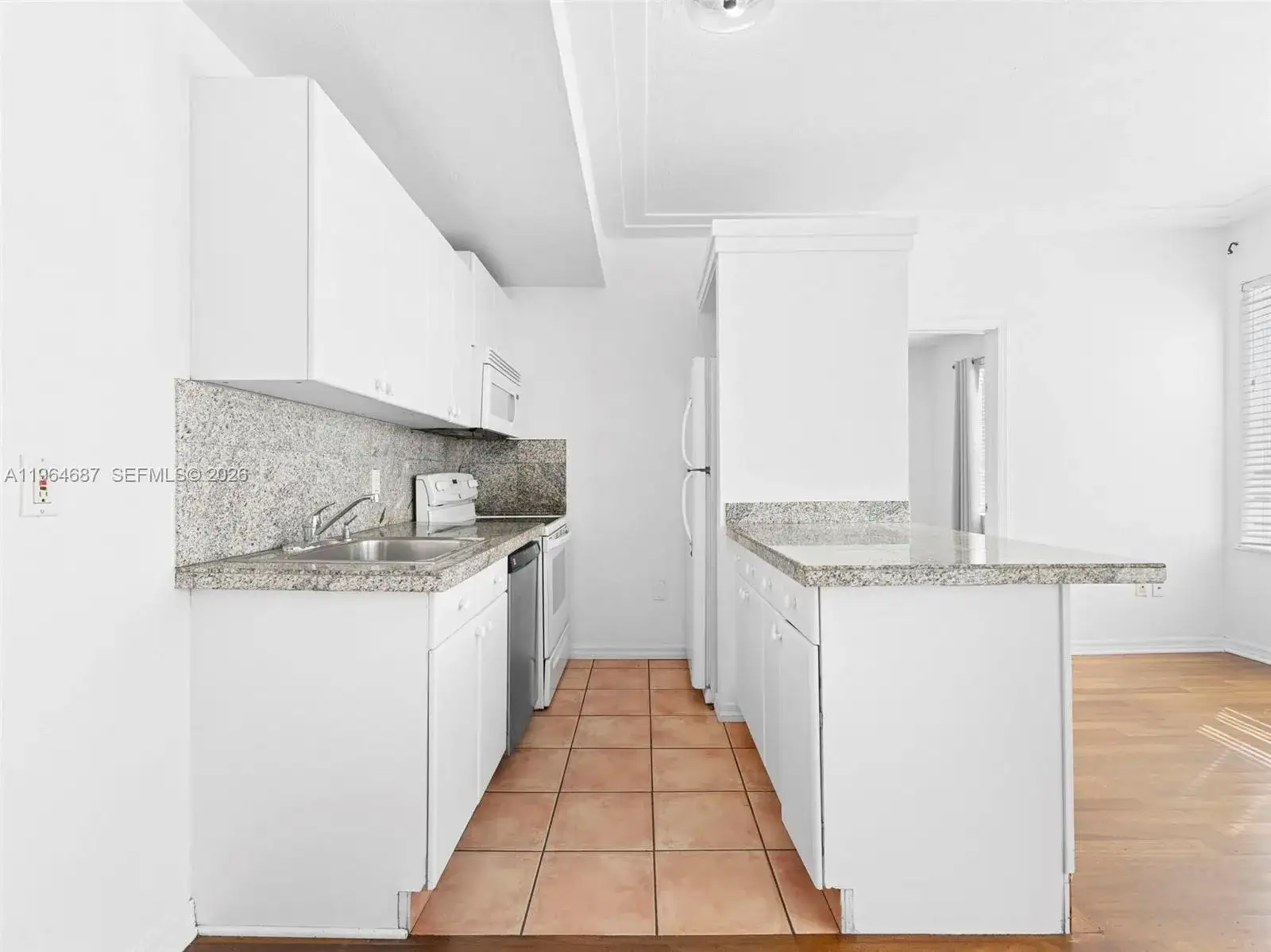 1027 Pennsylvania Ave # 206, Miami Beach FL 33139 photo 5