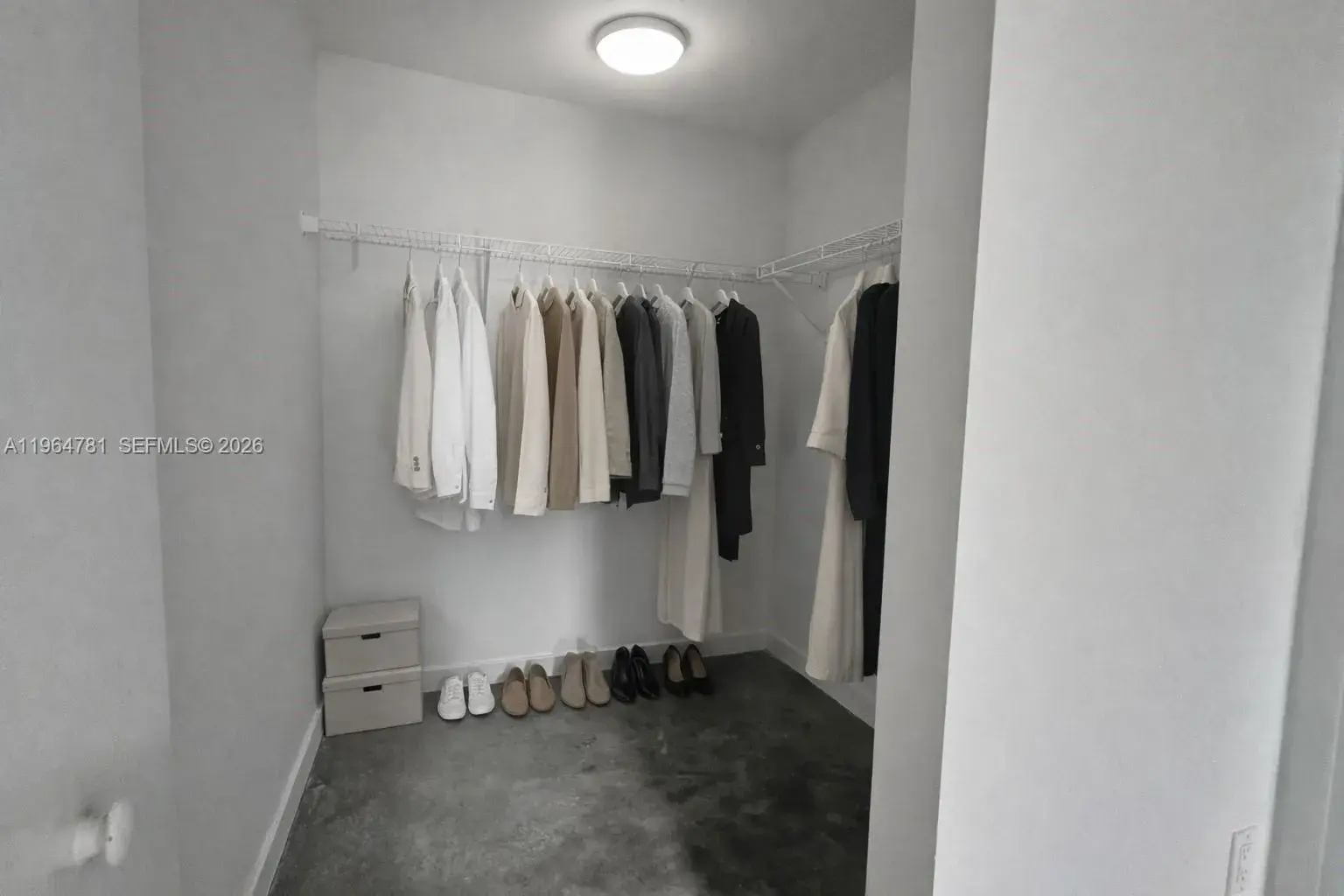 151 SE 1st St # 1501, Miami FL 33131