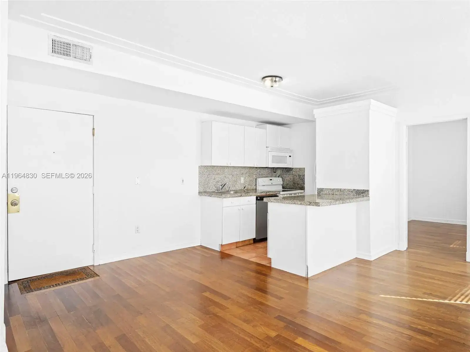 1027 Pennsylvania Ave # 206, Miami Beach FL 33139 photo 3