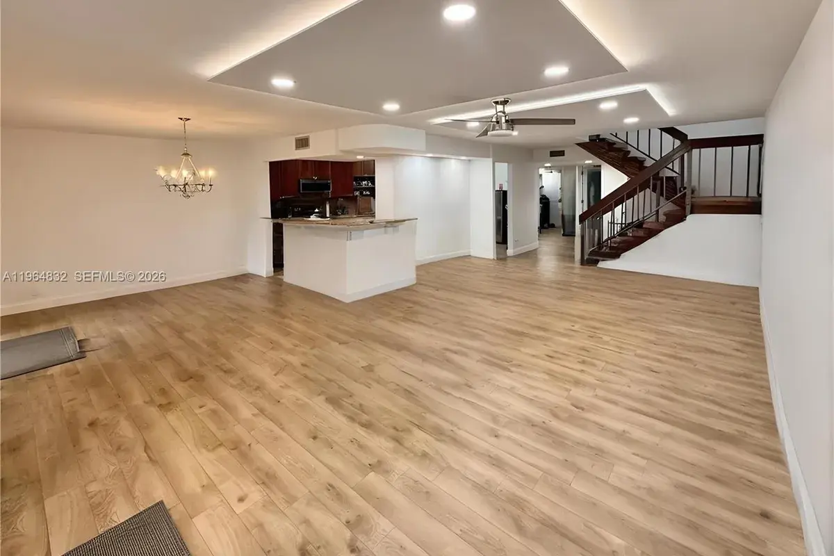 9717 N New River Canal Rd # 406, Plantation FL 33324