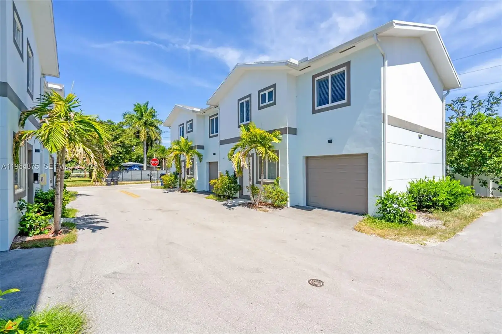 507 NW 8th Ave #2, Fort Lauderdale FL 33311 photo 3