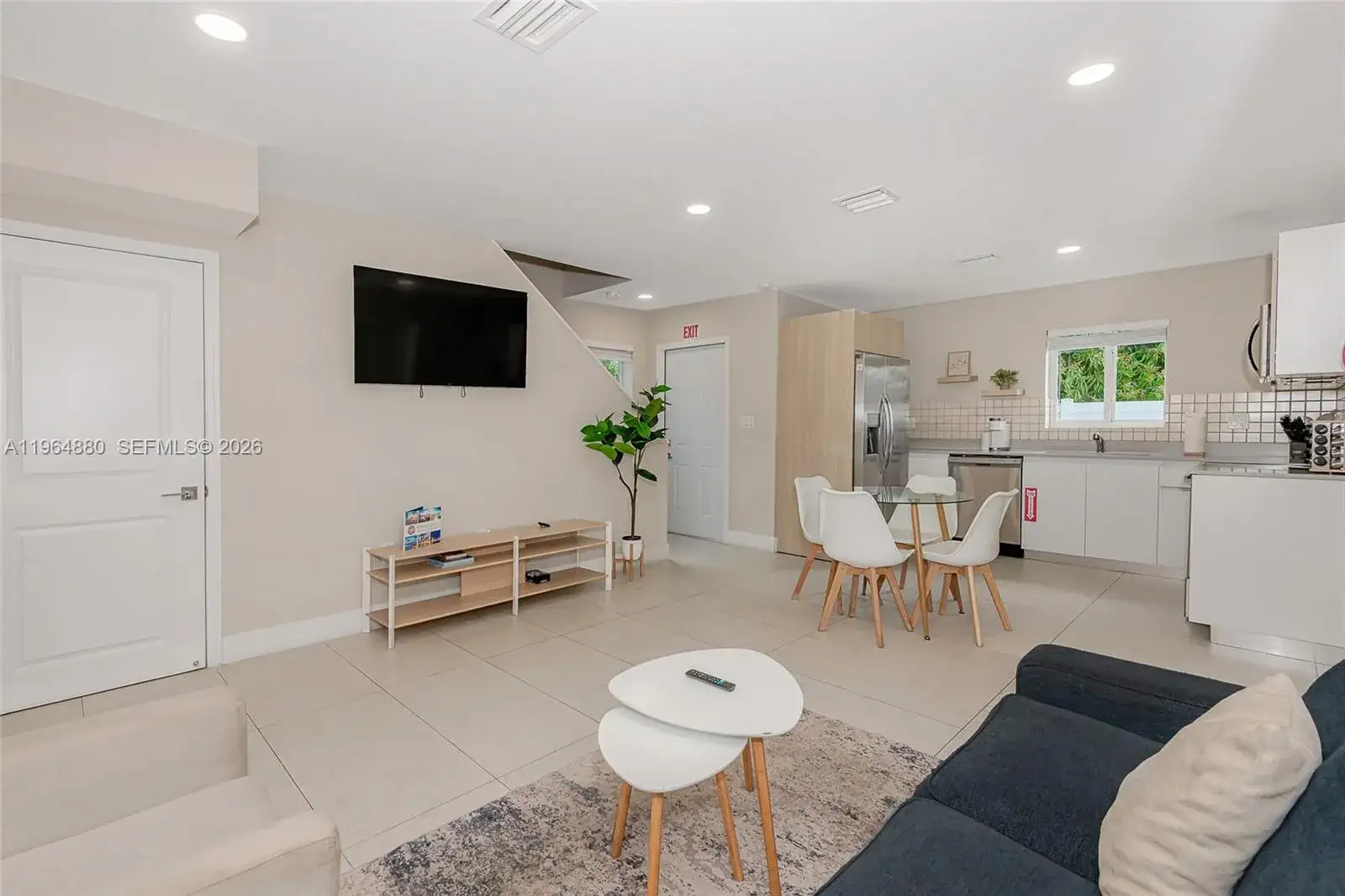 507 NW 8th Ave #1, Fort Lauderdale FL 33311 photo 5