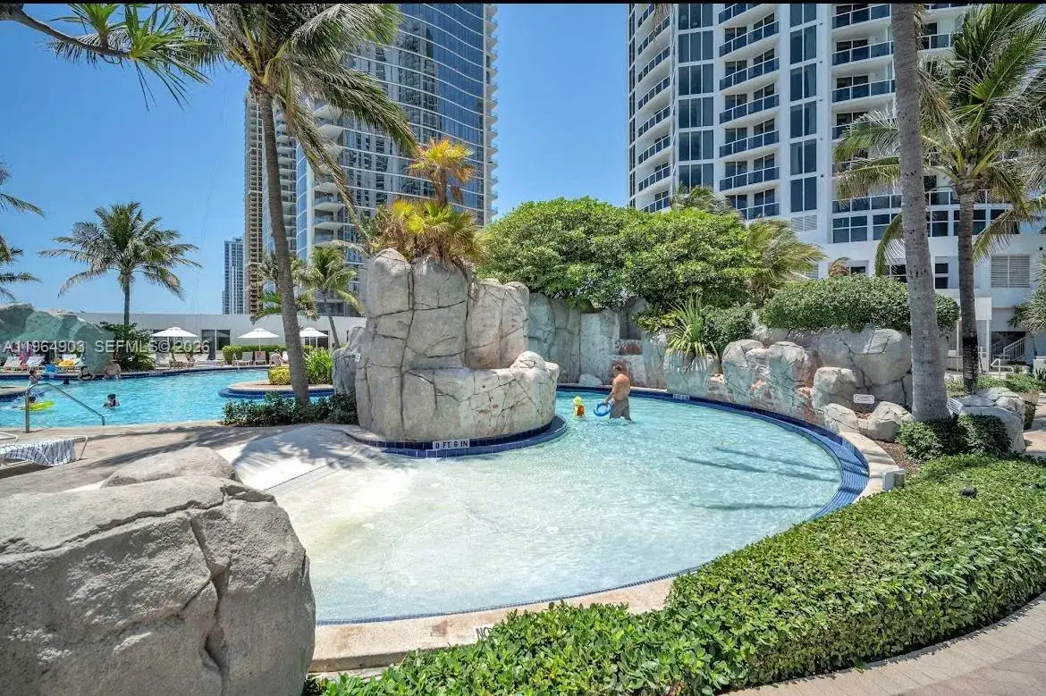 18001 Collins Ave # 917, Sunny Isles Beach FL 33160
