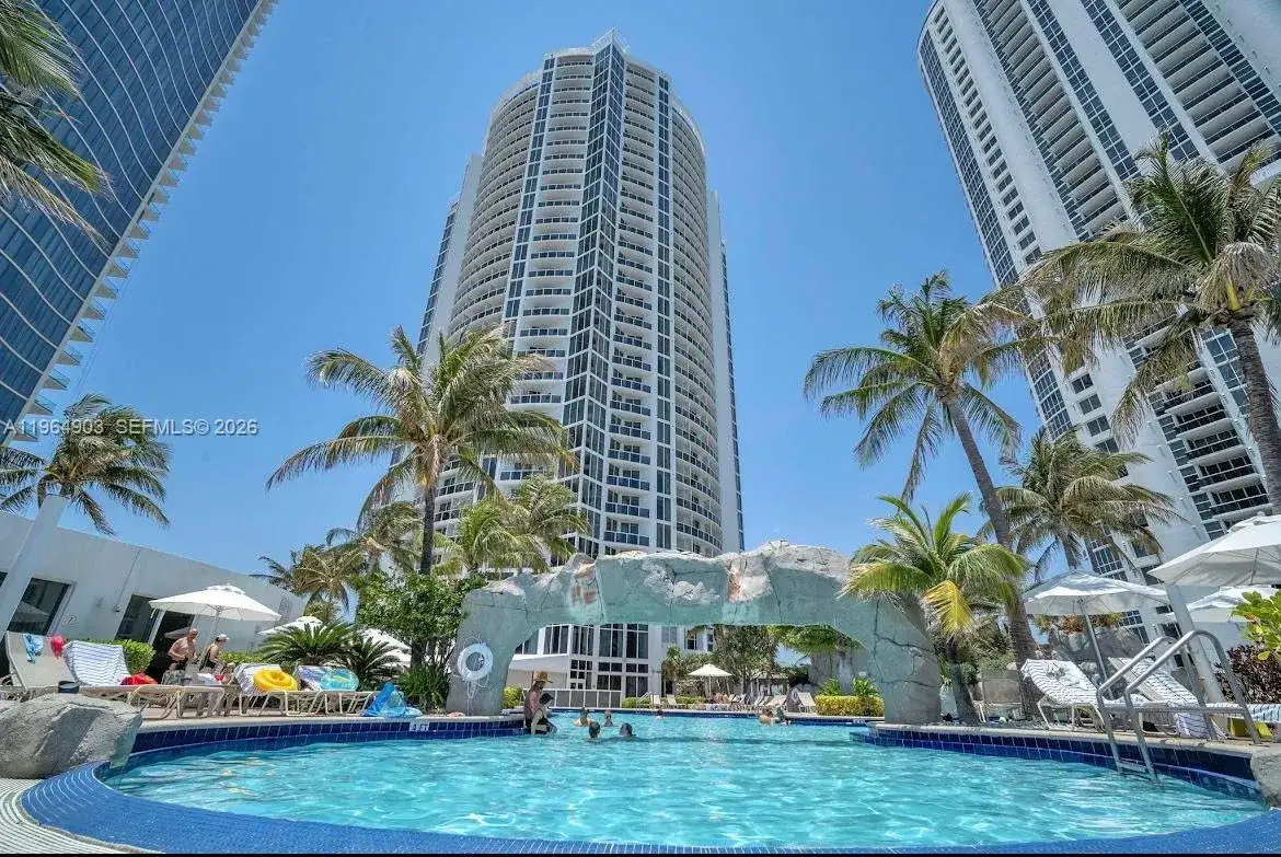 18001 Collins Ave # 917, Sunny Isles Beach FL 33160 photo 4