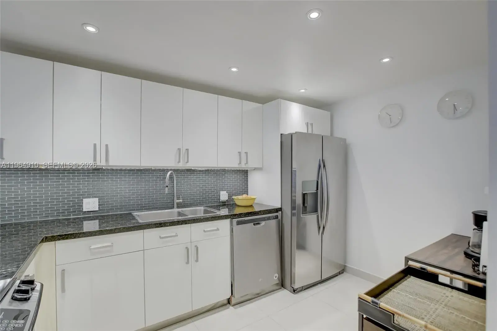 3375 N Country Club Dr # 103, Aventura FL 33180