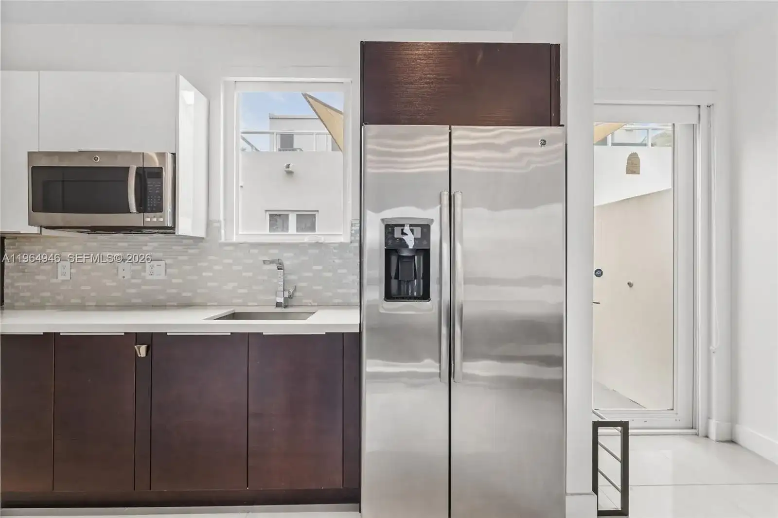 10560 NW 64th Ter, Doral FL 33178