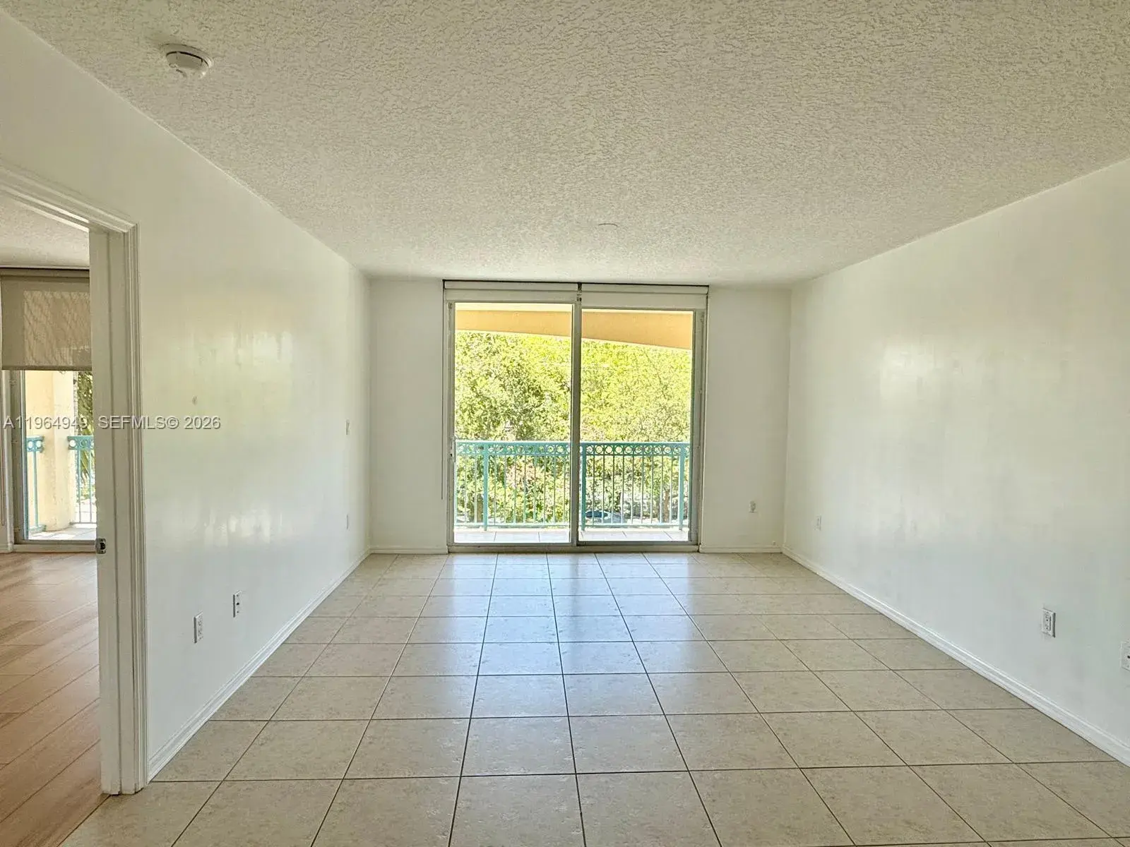 201 Golden Isles Dr # 311, Hallandale Beach FL 33009
