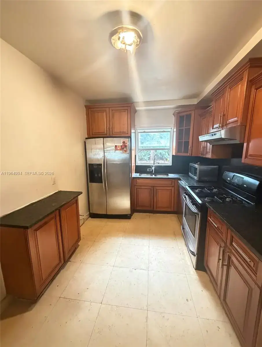 2141 NE 124th St, North Miami FL 33181 photo 5