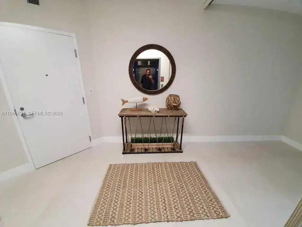 16385 Biscayne Blvd # 507, North Miami Beach FL 33160 photo 2