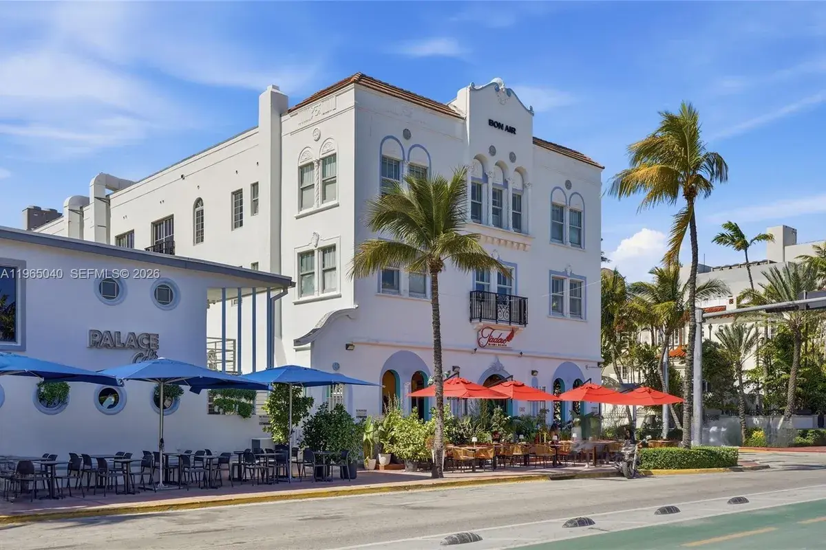 1060 Ocean Dr # D304, Miami Beach FL 33139