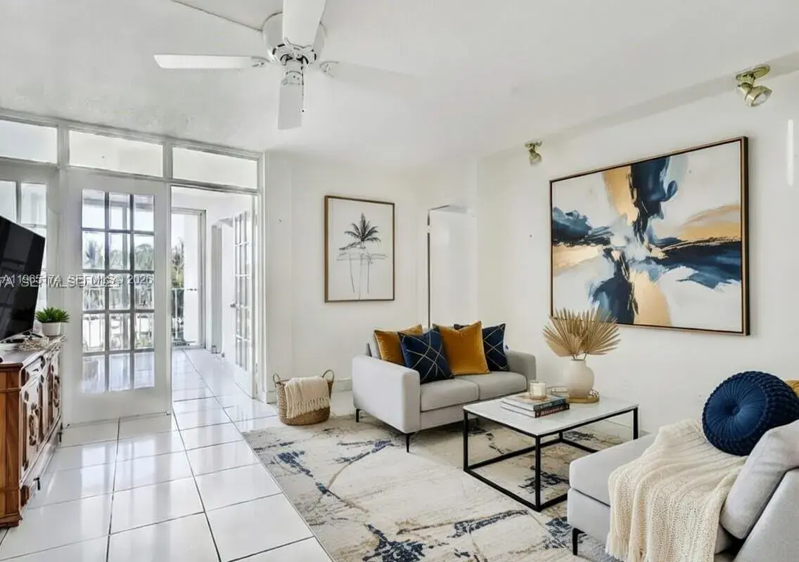 6450 Collins Ave # 202, Miami Beach FL 33141