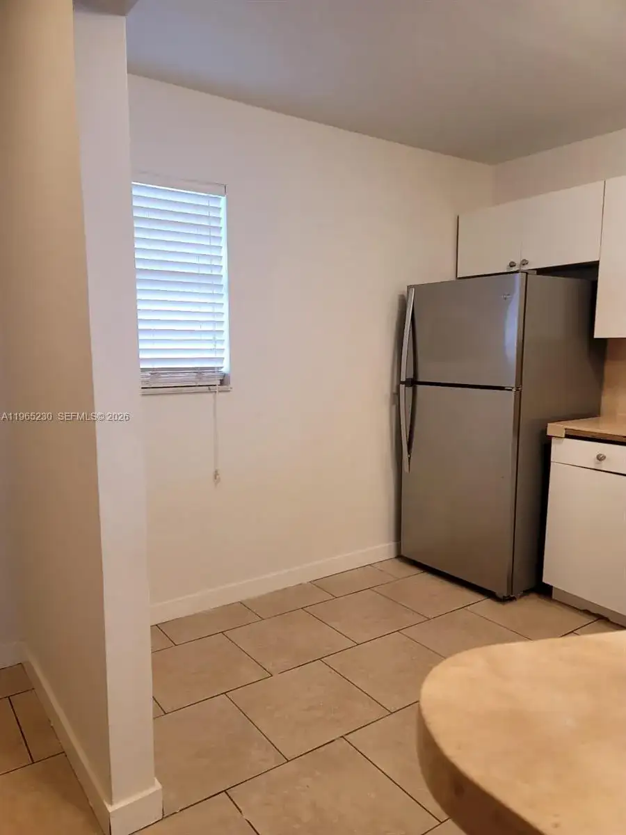 1690 NE 191st St # 1, Miami FL 33179 photo 5