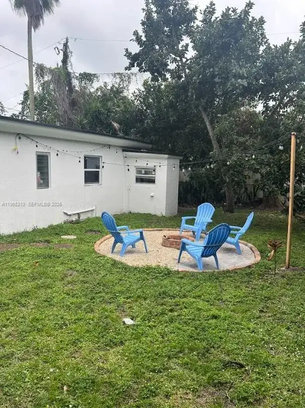 1220-1222 NE 110th Ter, Miami FL 33161 photo 2