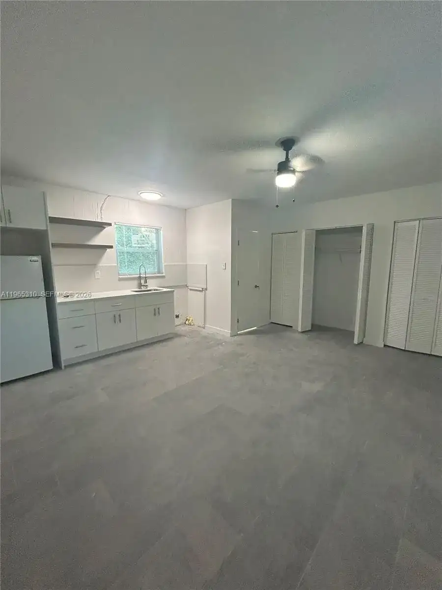 1220-1222 NE 110th Ter, Miami FL 33161 photo 4