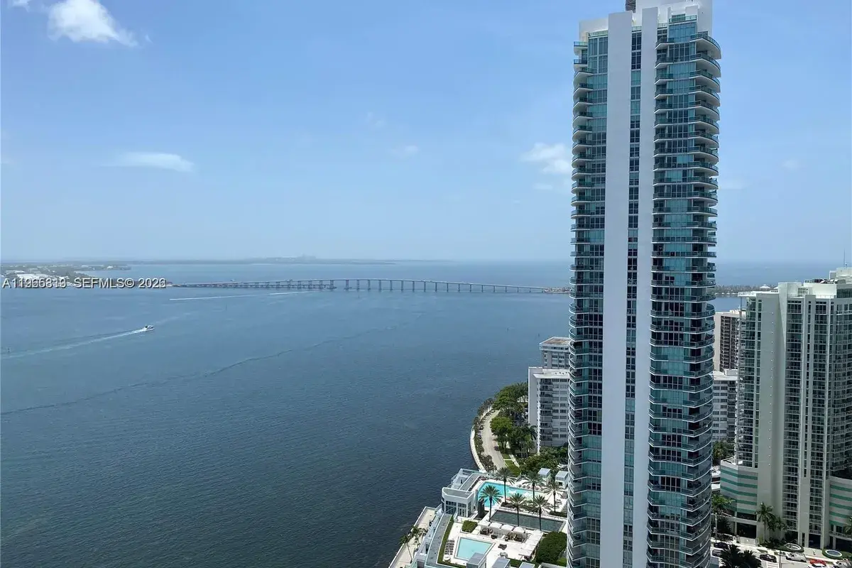 1155 Brickell Bay Dr, Miami FL 33131