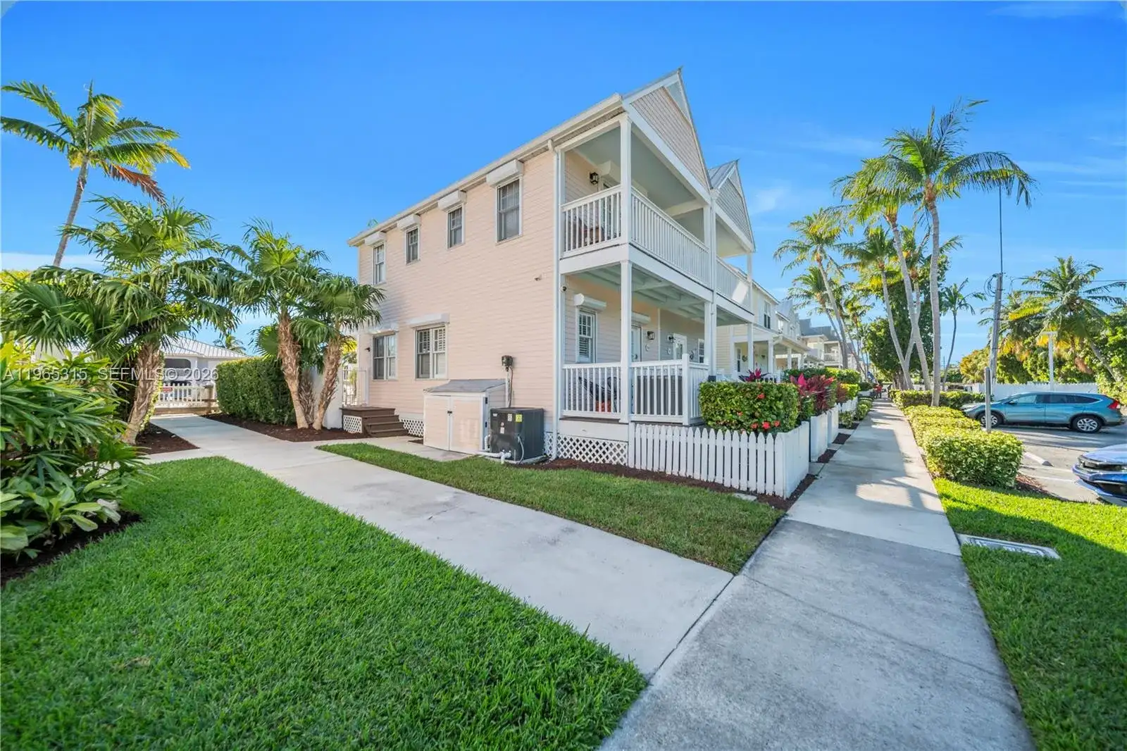 7026 Harbor Village Dr, Duck FL 33050 photo 3