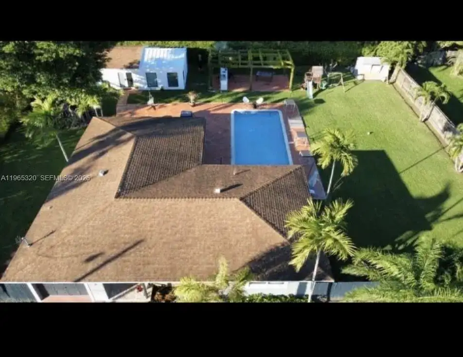 265 NE 151st St, Miami FL 33162 photo 3