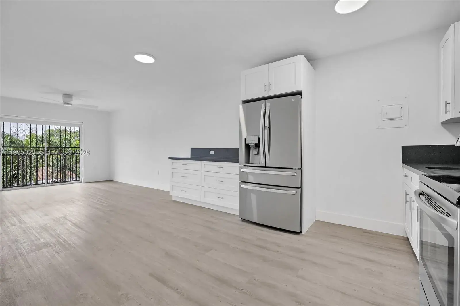 1530 SW 2nd St # 301, Miami FL 33135