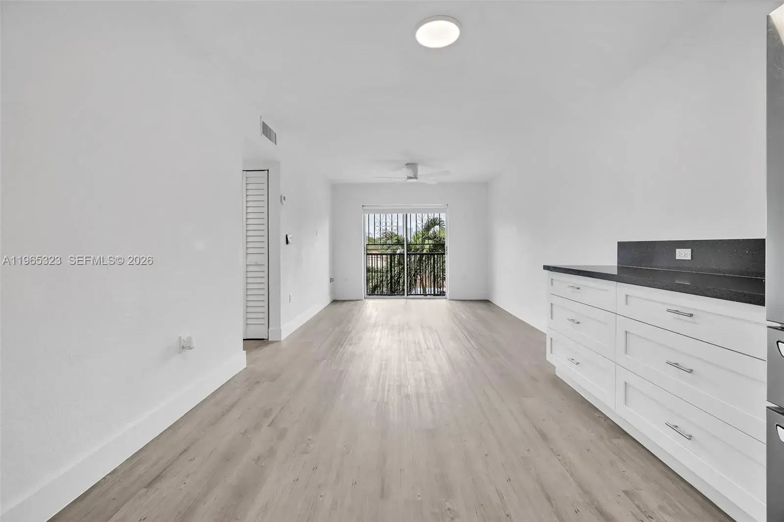 1530 SW 2nd St # 301, Miami FL 33135