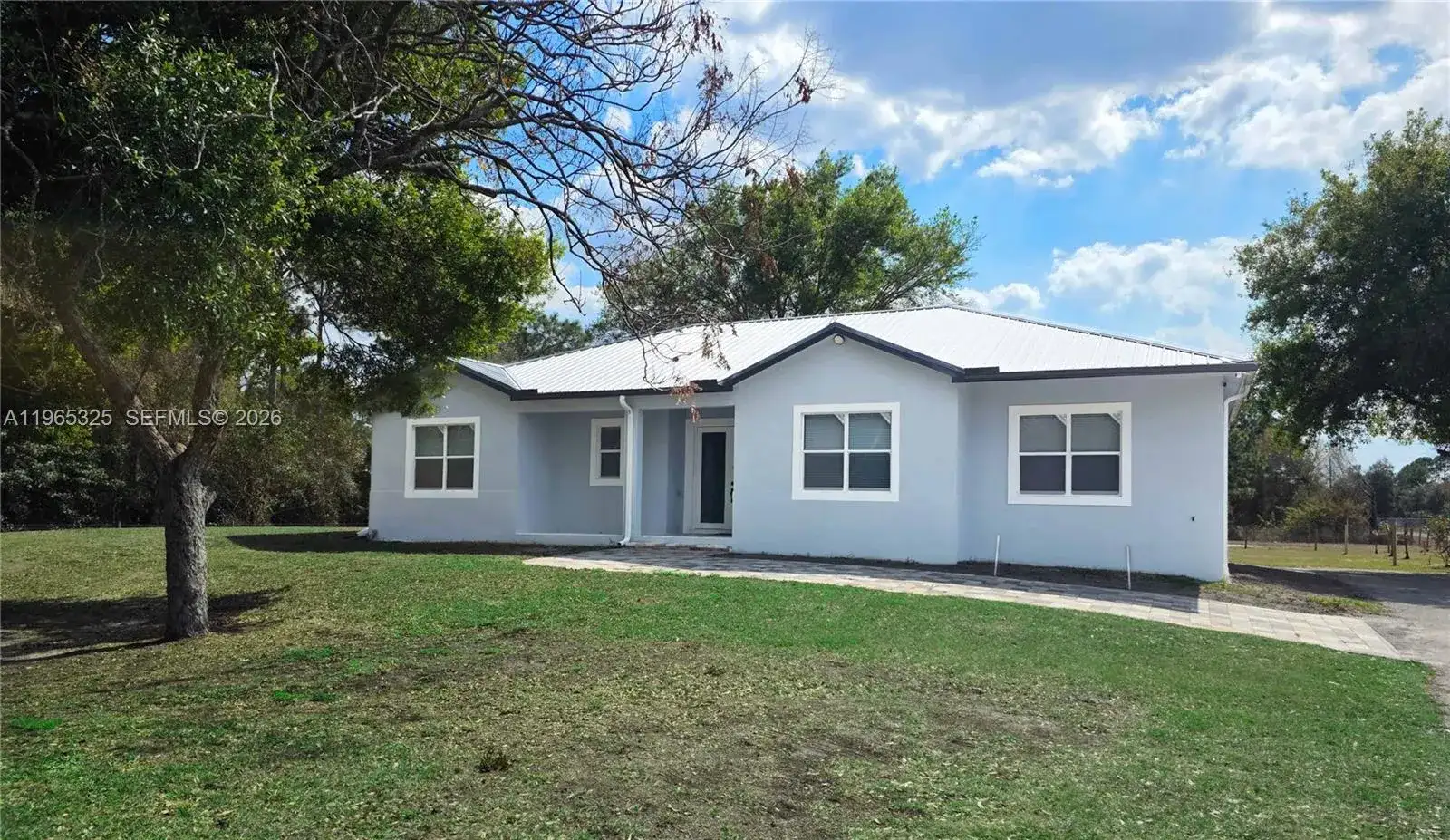 548 Bald Cypress Ave, Clewiston FL 33440 photo 3