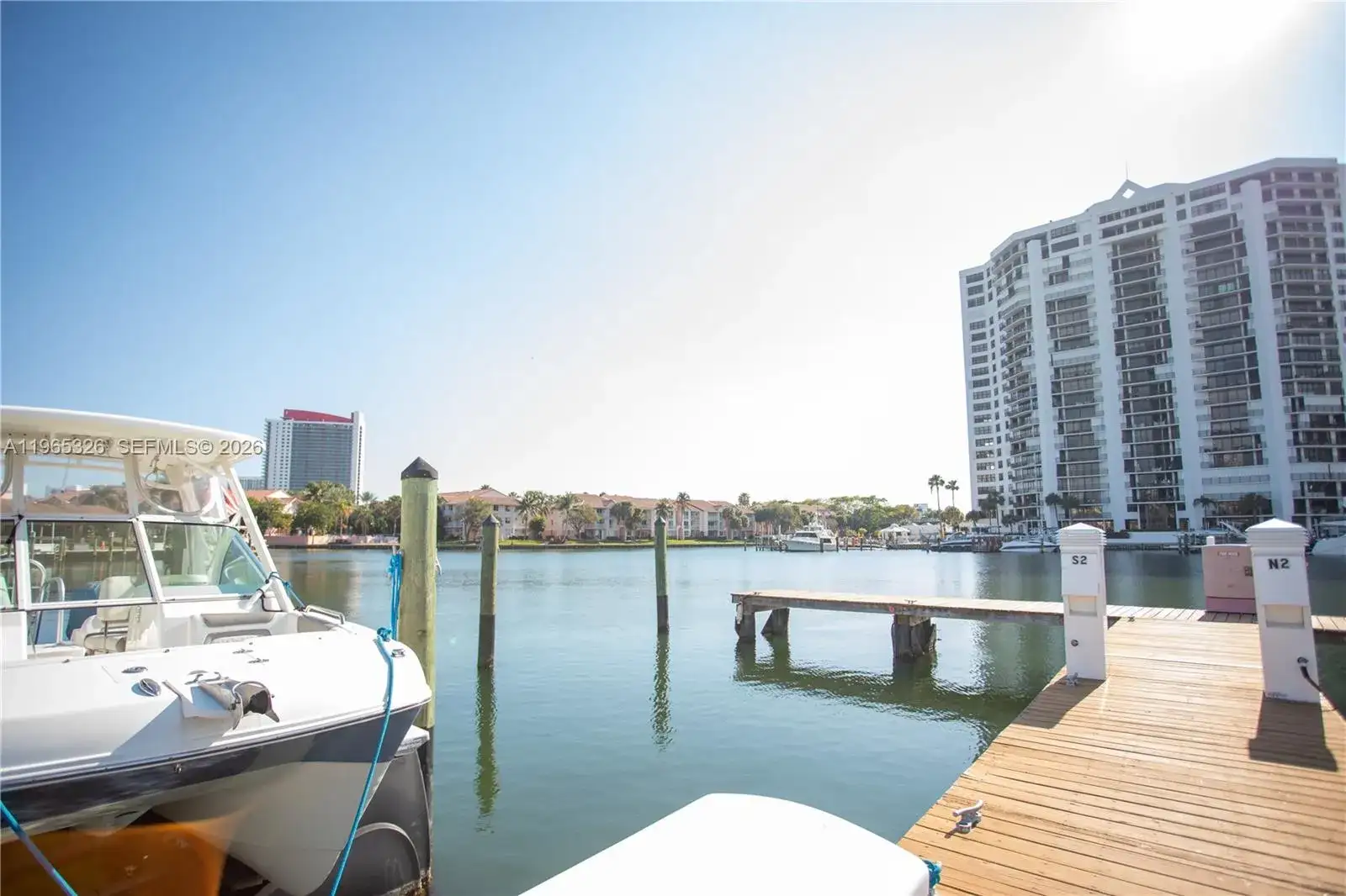 523 Leslie Dr, Hallandale Beach FL 33009 photo 2
