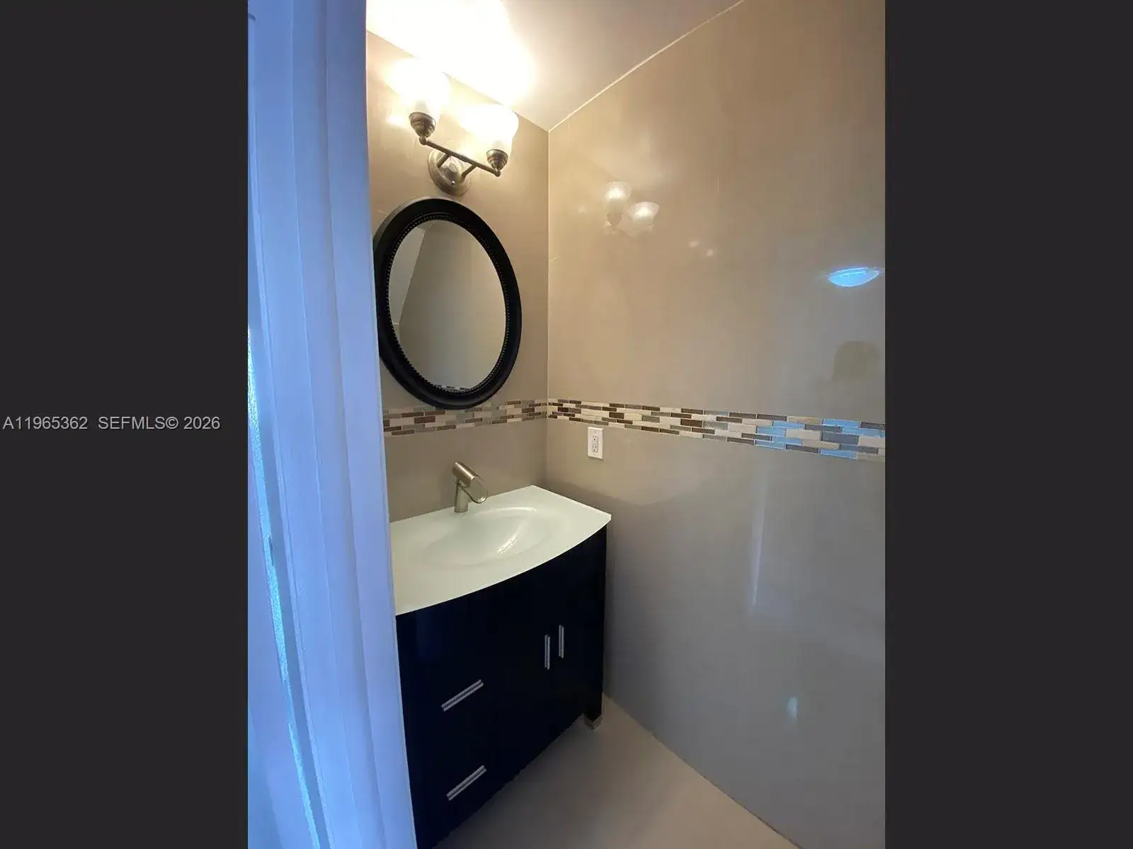 8031 NW 8th St # 17, Miami FL 33126 photo 2