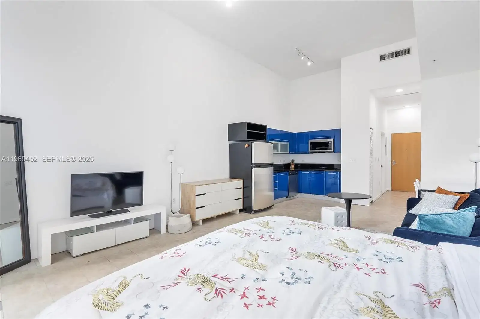 253 NE 2nd St # 223, Miami FL 33132 photo 3