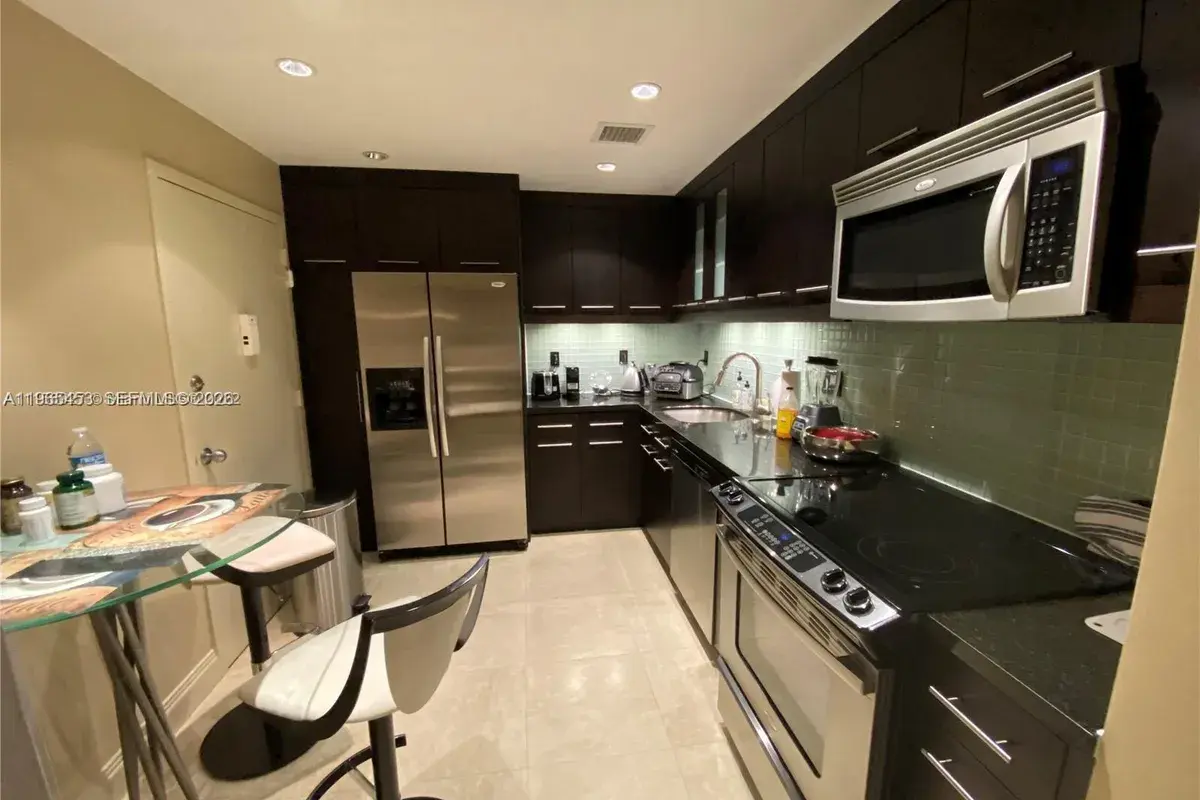 2030 S Ocean Dr # 1404, Hallandale Beach FL 33009