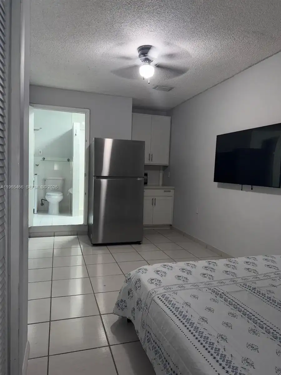 13142 SW 5th St # 0, Miami FL 33184 photo 5