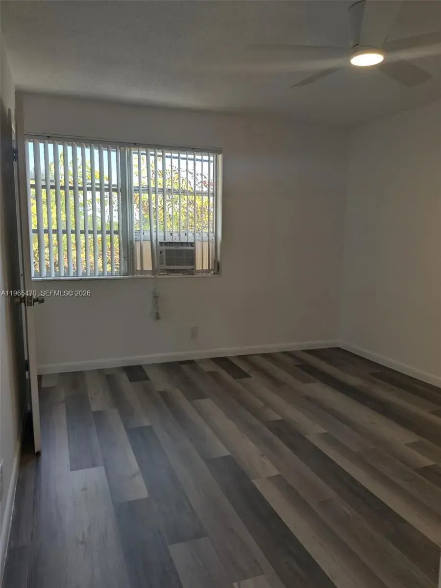 5950 NE 18th Ave # 504, Fort Lauderdale FL 33334