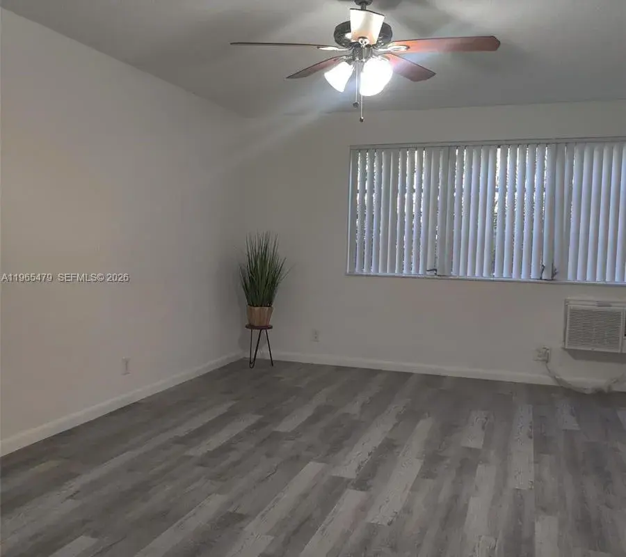 5950 NE 18th Ave # 504, Fort Lauderdale FL 33334