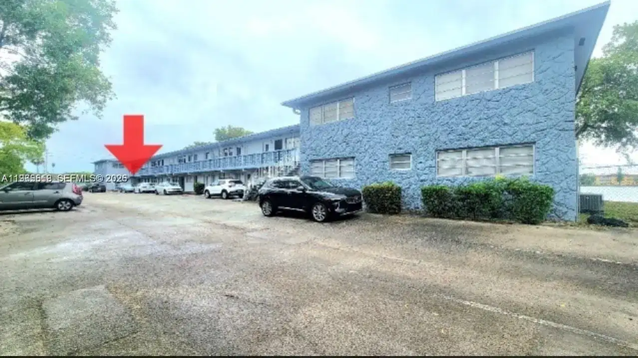 300 NE 191st St # 212, Miami FL 33179 photo 2