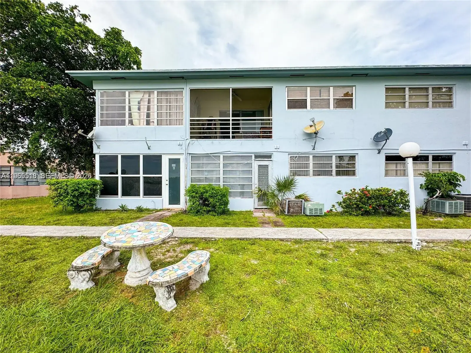 300 NE 191st St # 212, Miami FL 33179 photo 4