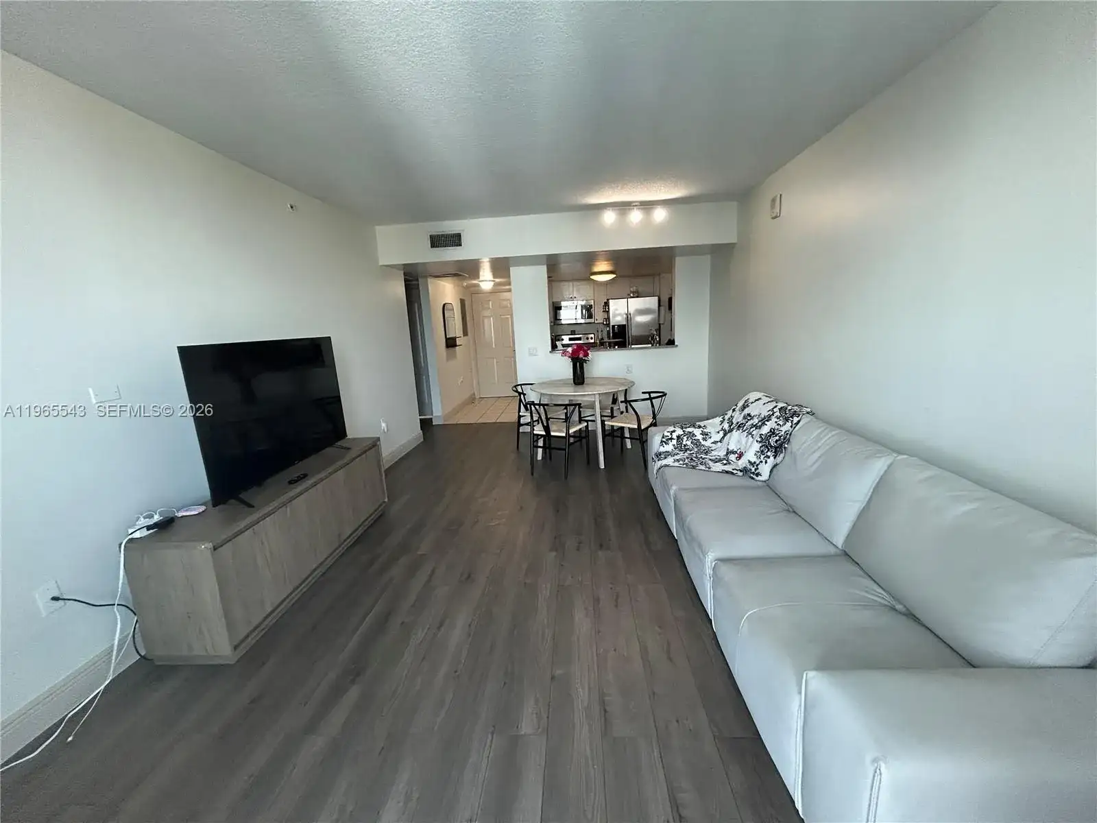60 NW 37th Ave # 1205, Miami FL 33125 photo 5