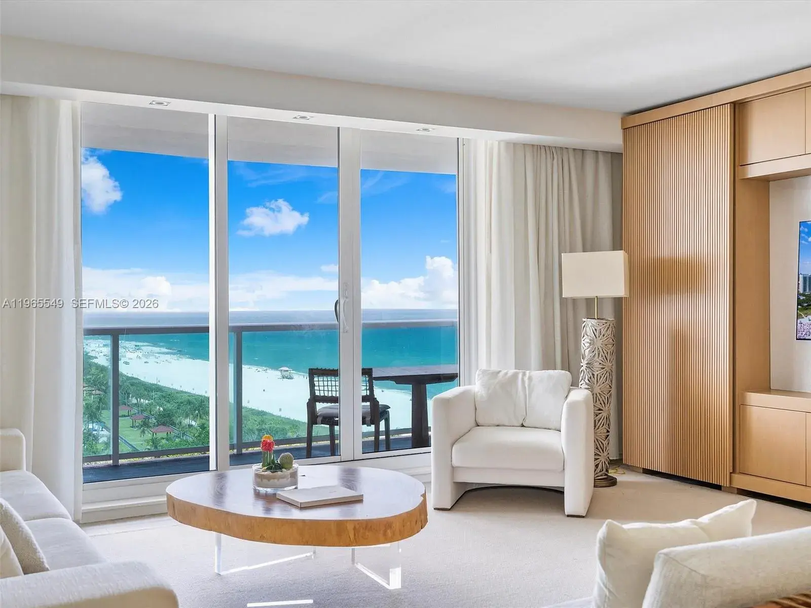 102 24th St # 1119, Miami Beach FL 33139