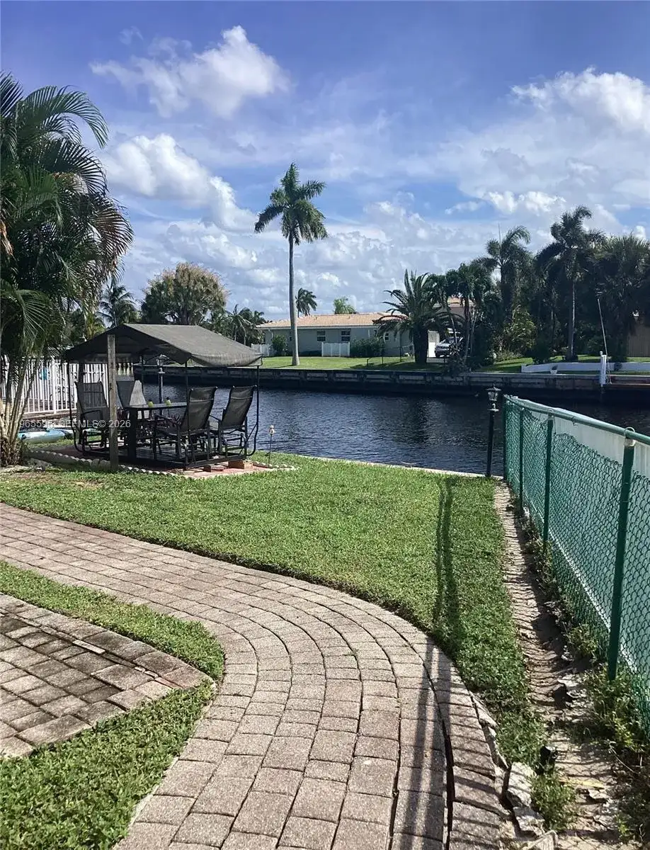 840 Pine Dr # 204, Pompano Beach FL 33060 photo 4