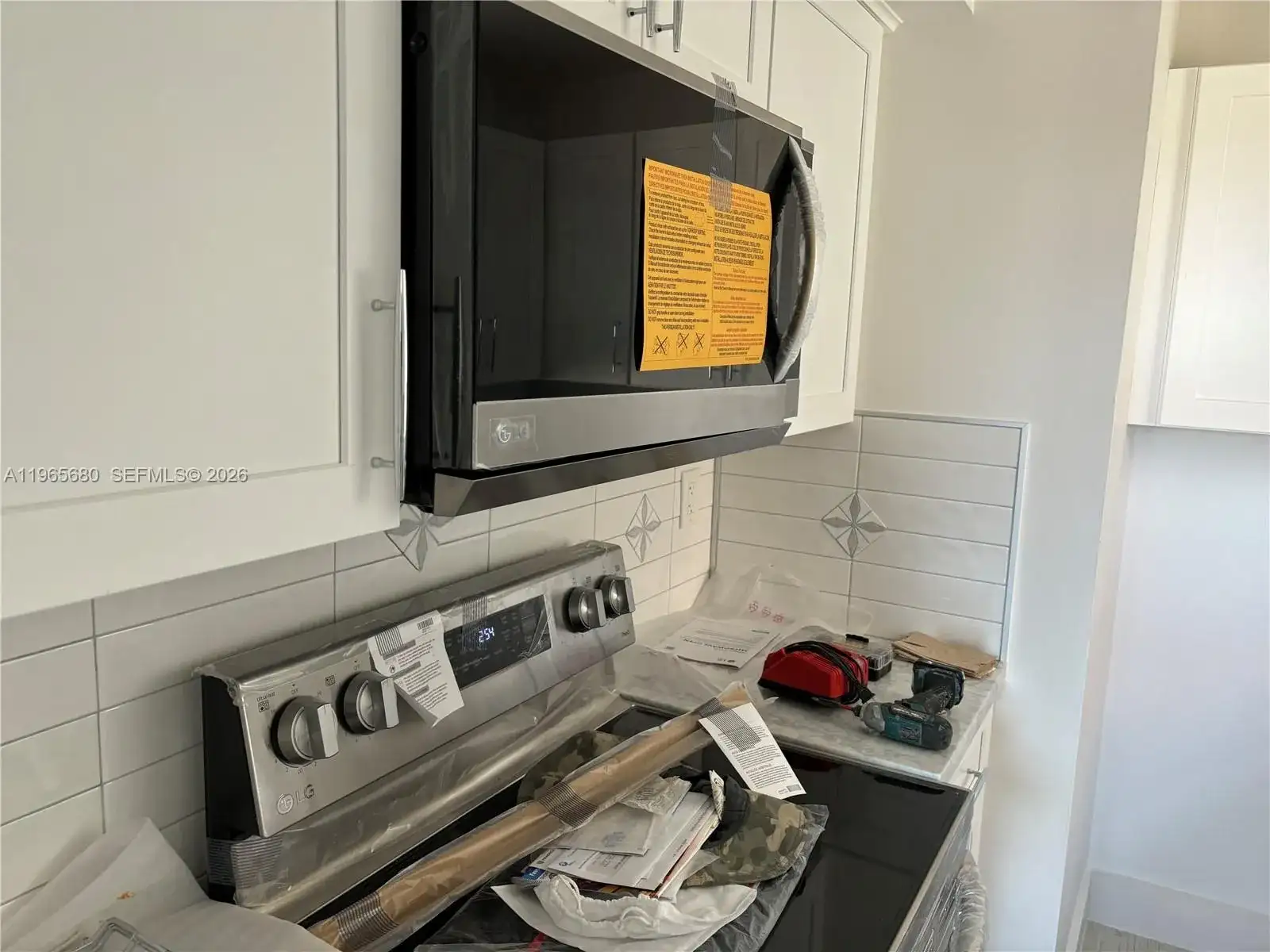 1121 SW 122 AV # 414, Miami FL 33184 photo 3