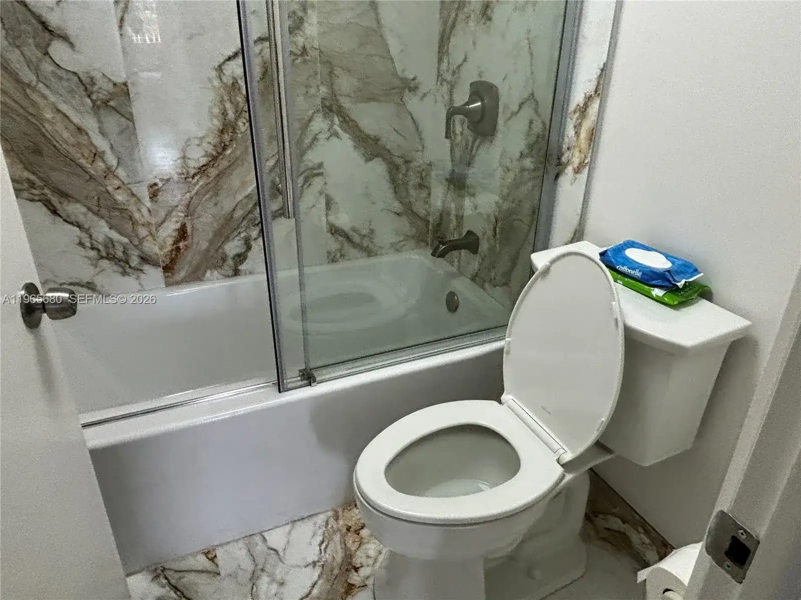 1121 SW 122 AV # 414, Miami FL 33184 photo 4