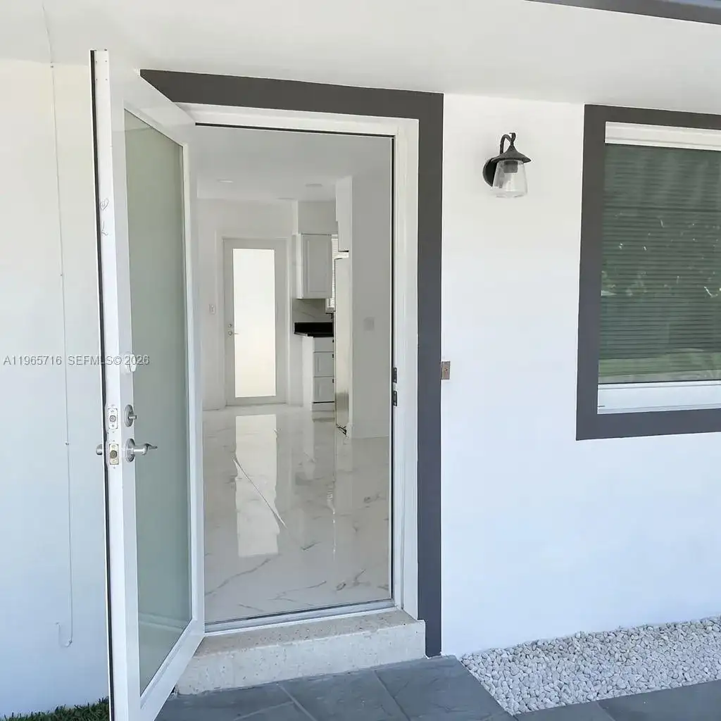 2308 NW 3rd Ave # 1, Wilton Manors FL 33311 photo 4
