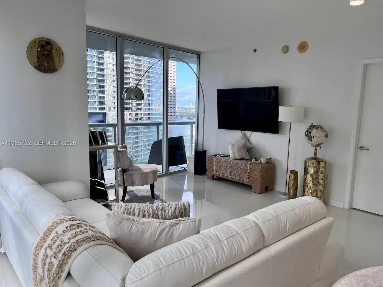 475 Brickell Ave # 1715, Miami FL 33131 photo 5