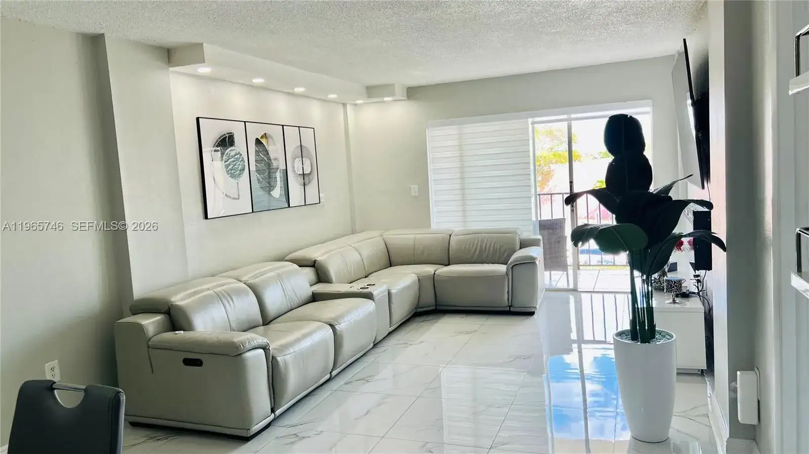 14250 SW 62nd St # 319, Miami FL 33183 photo 2