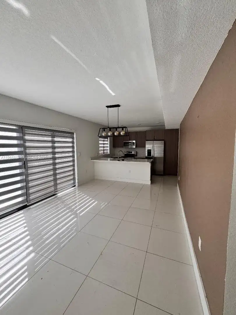 1167 NW 2nd Ter, Florida City FL 33034 photo 2