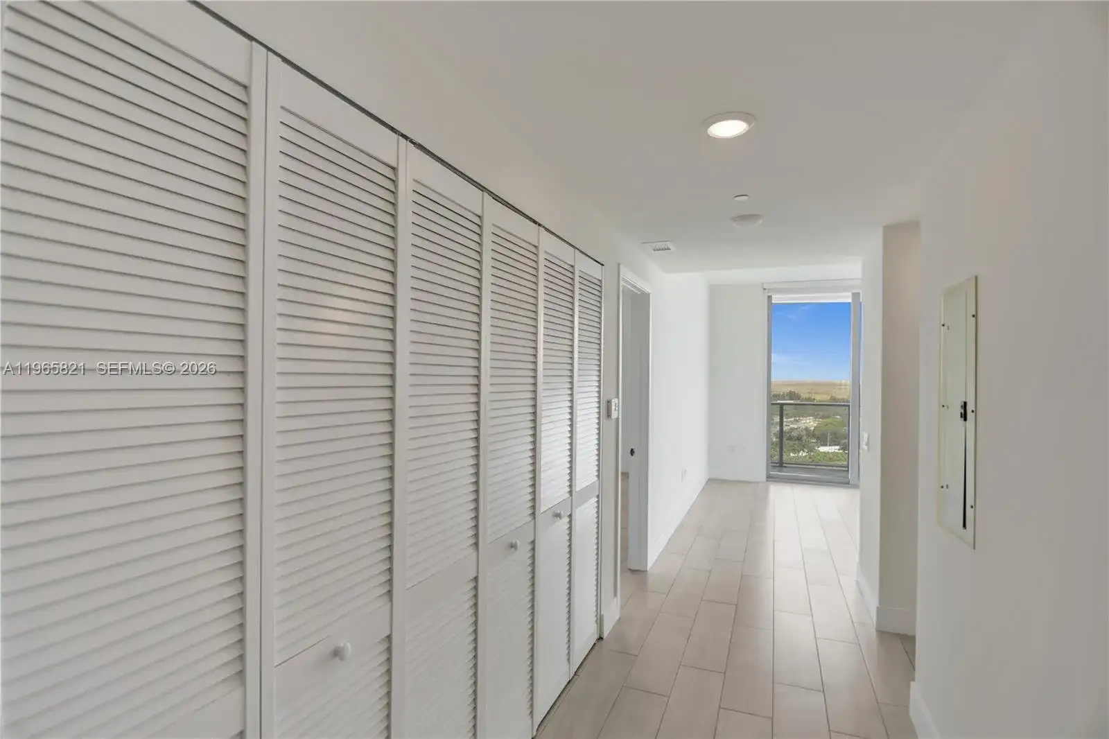 2000 Metropica Way # 2110, Sunrise FL 33323 photo 4