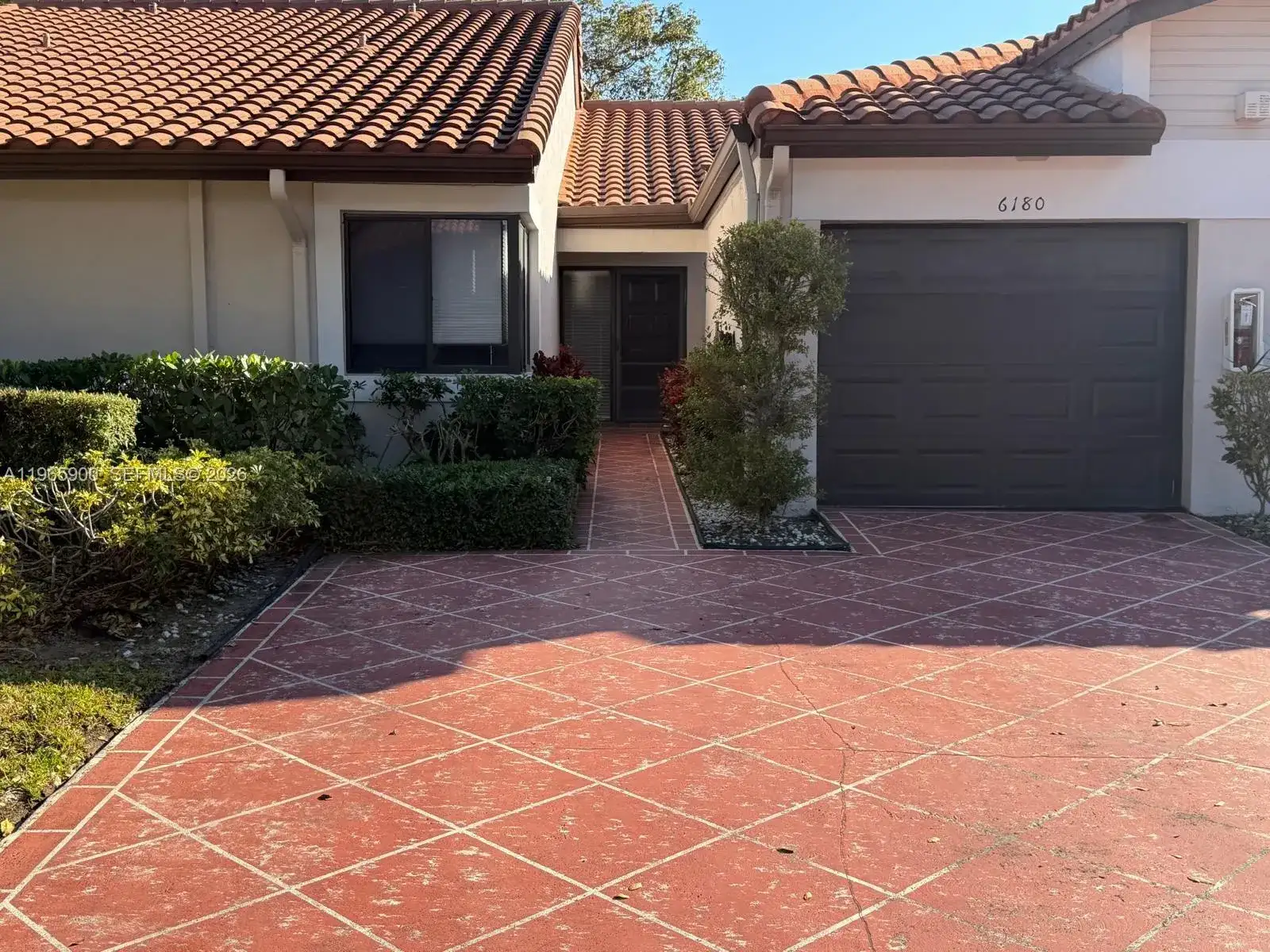 6180 Kings Gate Cir, Delray Beach FL 33484 photo 2