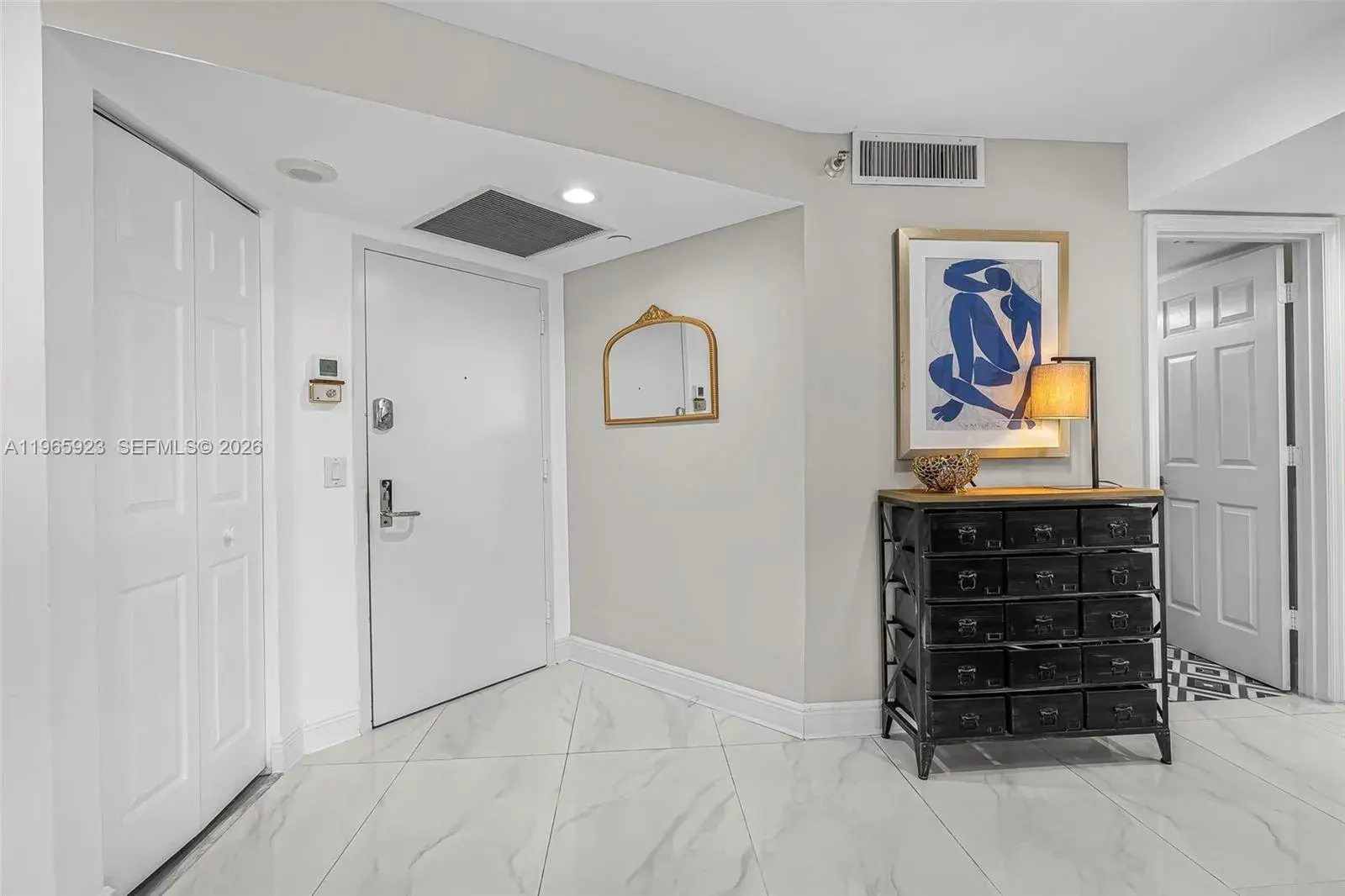 3500 Mystic Pointe Dr # 604, Aventura FL 33180