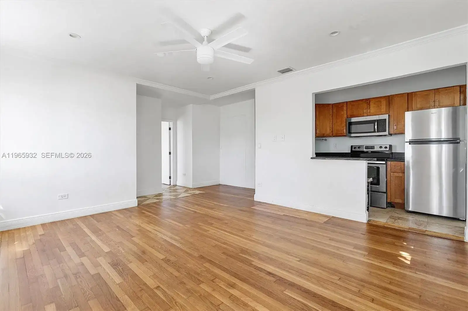 8200 Byron Ave # 3, Miami Beach FL 33141 photo 4